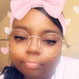 Meet your Posher, Tonis